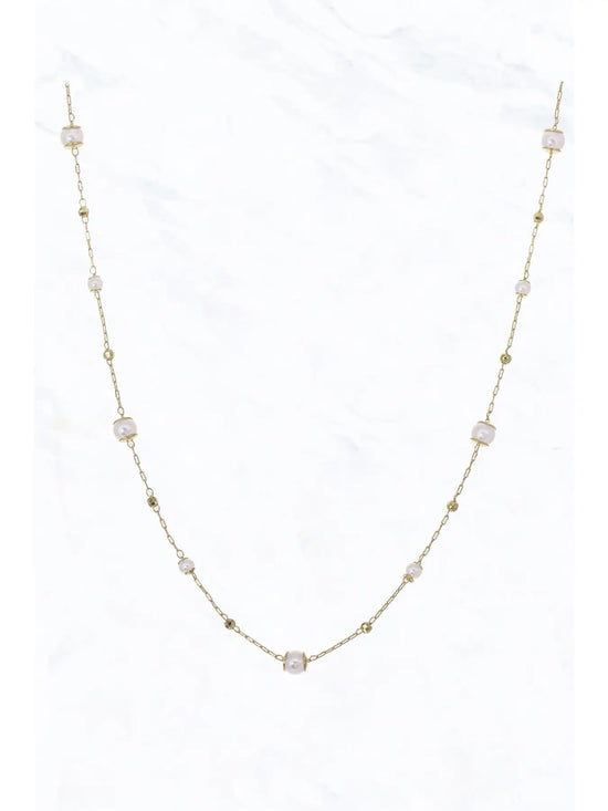 Pearl & Crystal Dainty Pearl Necklace