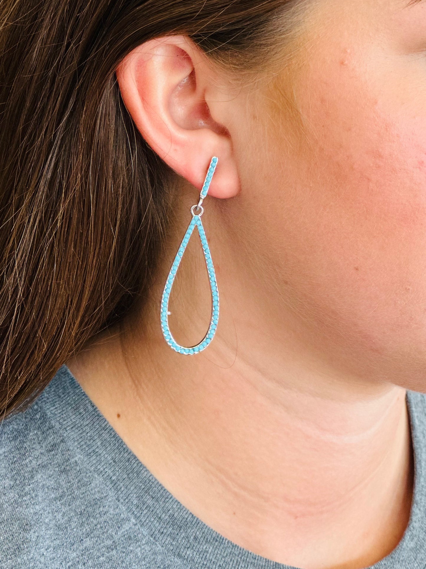 Load image into Gallery viewer, Elongated Crystal Teardrop Turquoise Earrings
