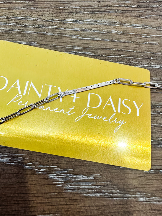 DAINTY BAR CONNECTOR CHARM