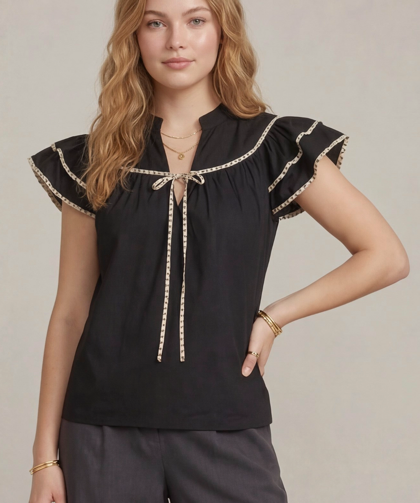 【即日発送】Bibiy IRIS RUFFLE TOP ブラック TOPS｜Bibiy.