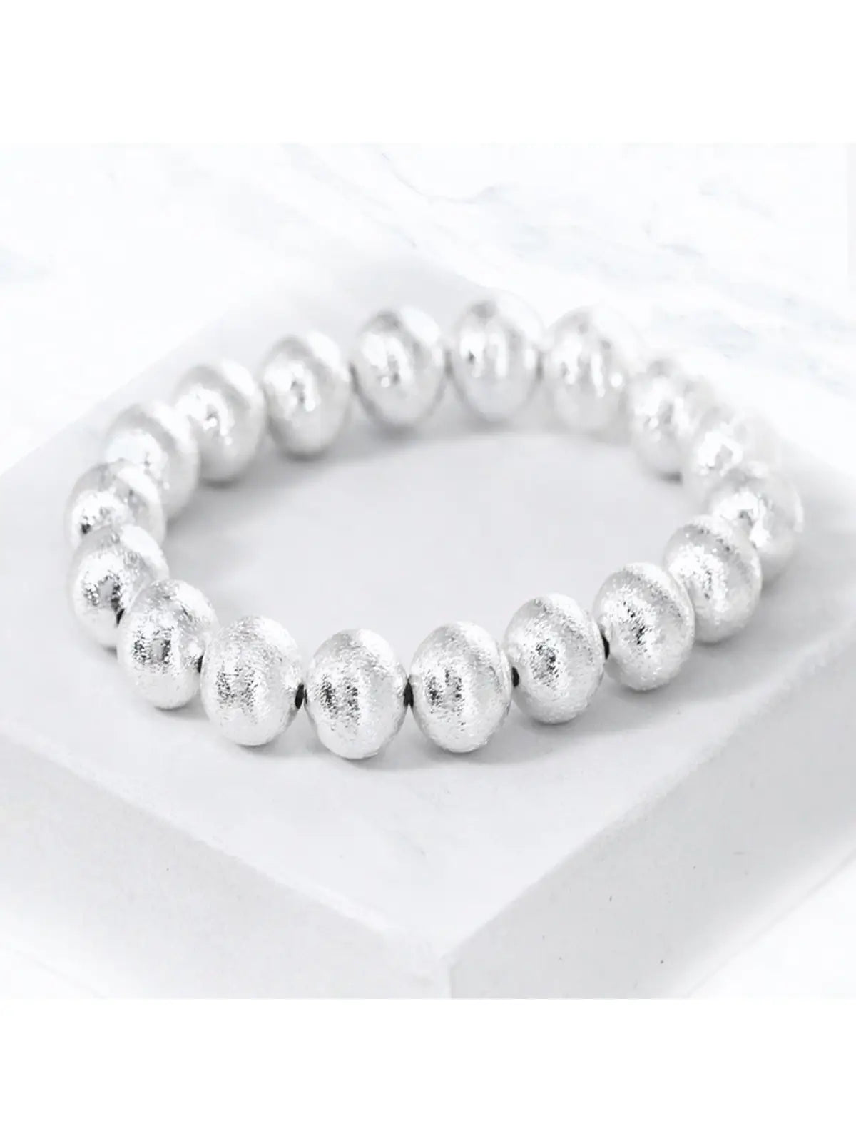 Load image into Gallery viewer, 12mm Classic Metal Ball Stretch Bracelet
