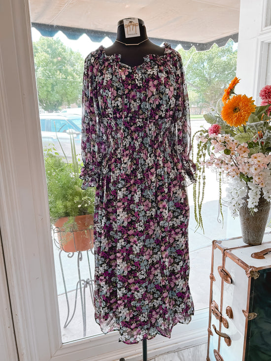 On Style Floral Smocked Midi Dress