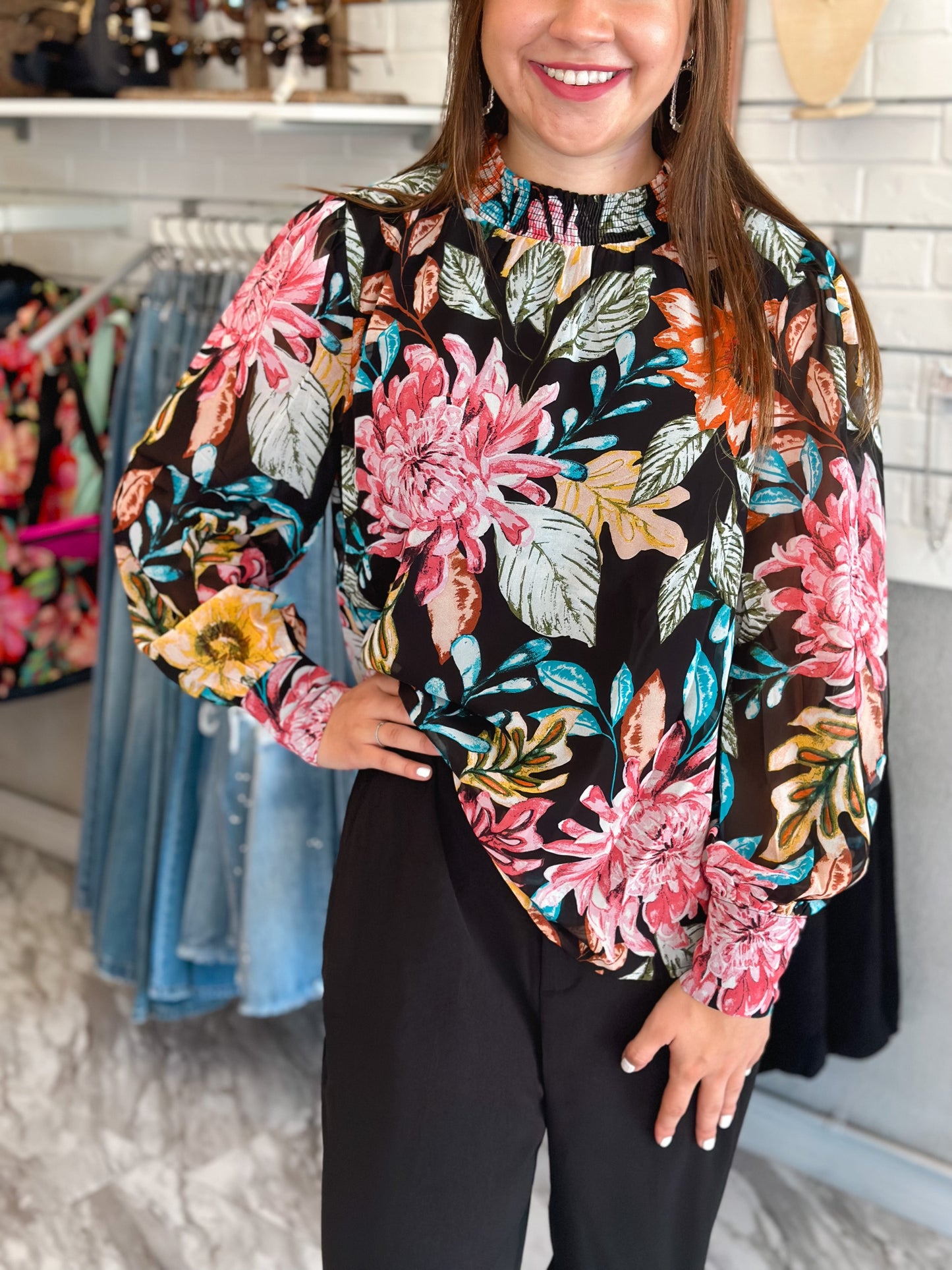 Load image into Gallery viewer, Breeze By Sheer Sleeve Floral Black Top
