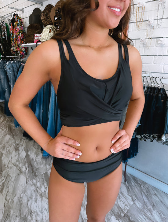 Load image into Gallery viewer, Cabana Sport Two Piece Black Swimsuit
