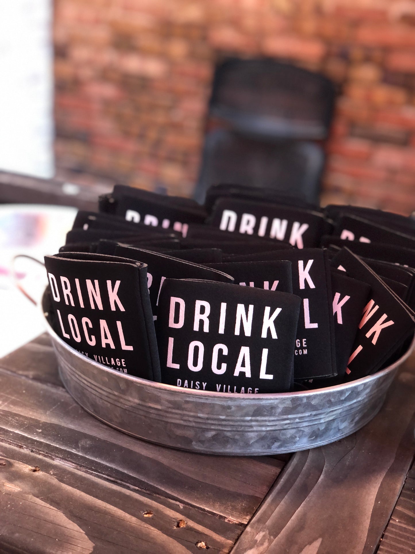 DRINK LOCAL CAN SLEEVE | Daisy Village
